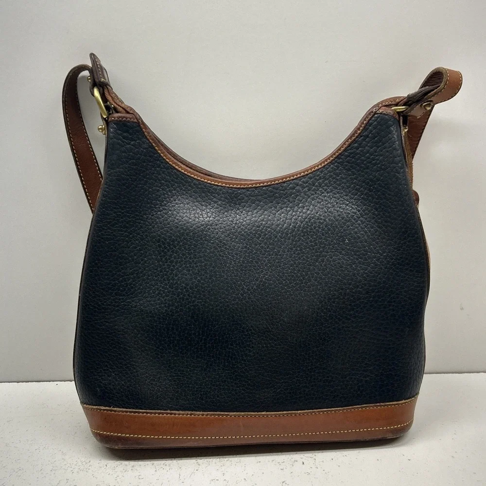 Vintage Dooney And Bourke All‎ Weather Leather Hobo Shoulder Bag